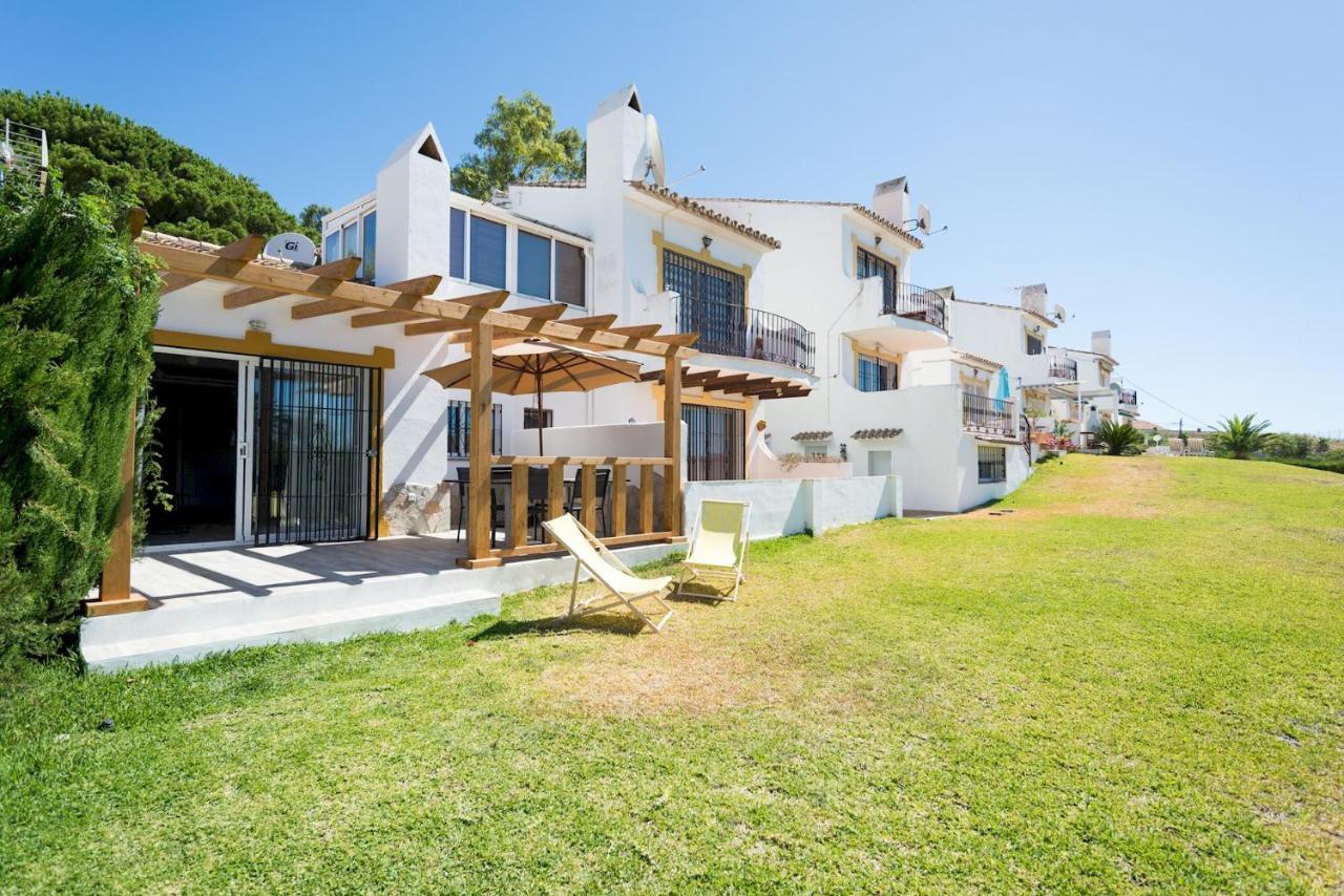 Malagasuite House Pool Fuengirola Exterior photo